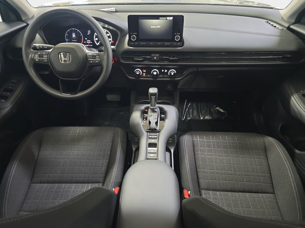 Used 2025 Honda HR-V LX image 12