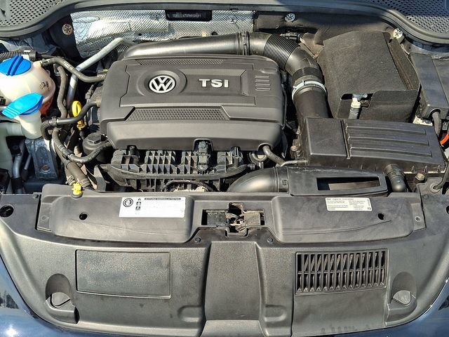 Used 2015 Volkswagen Beetle 1.8T FWD image 28