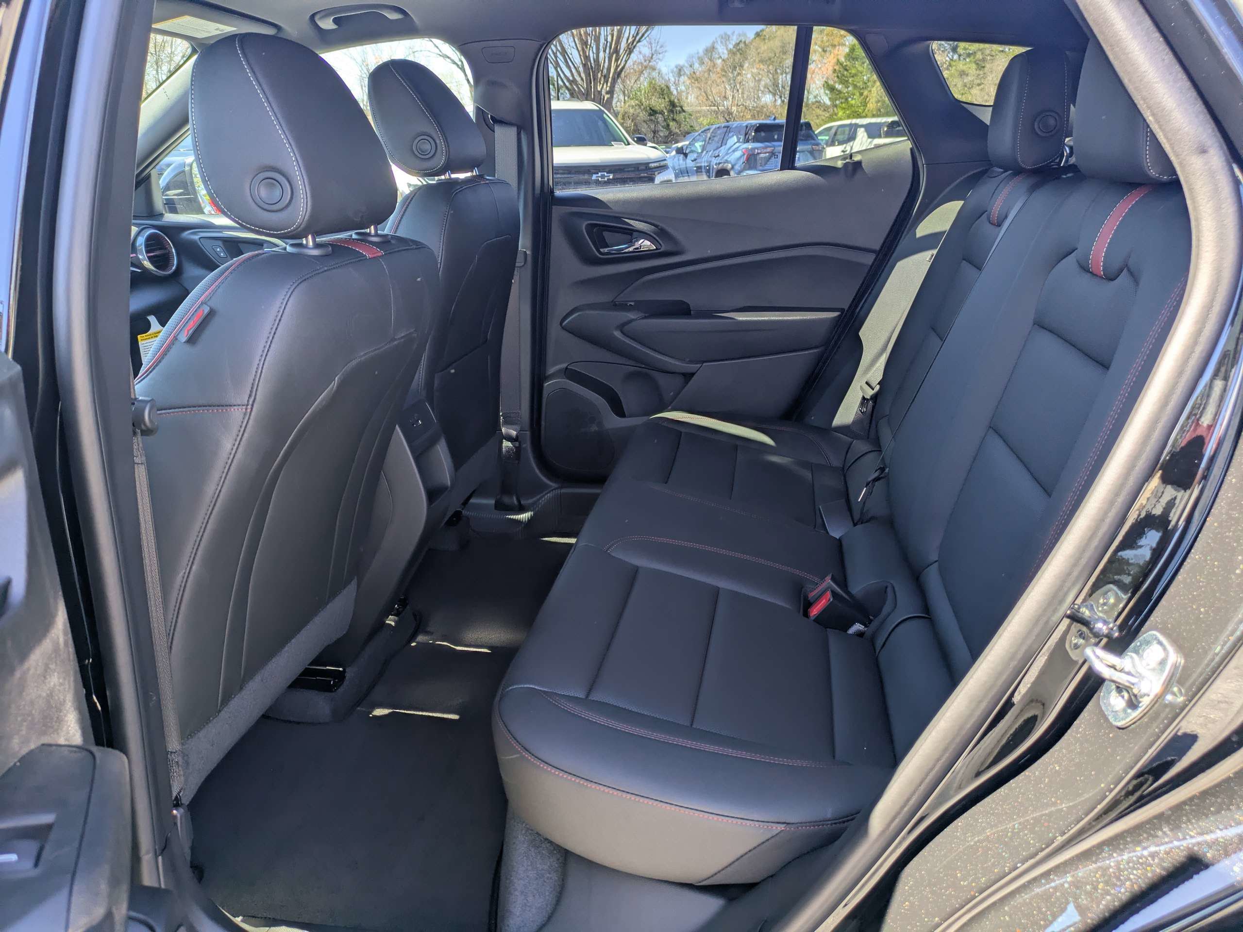 New 2026 Chevrolet Trax RS w/ Sunroof Package image 14