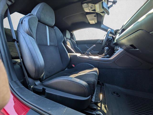 Used 2025 Toyota GR86 Premium w/ ALL Weather Mat Package (TMS) RWD image 19