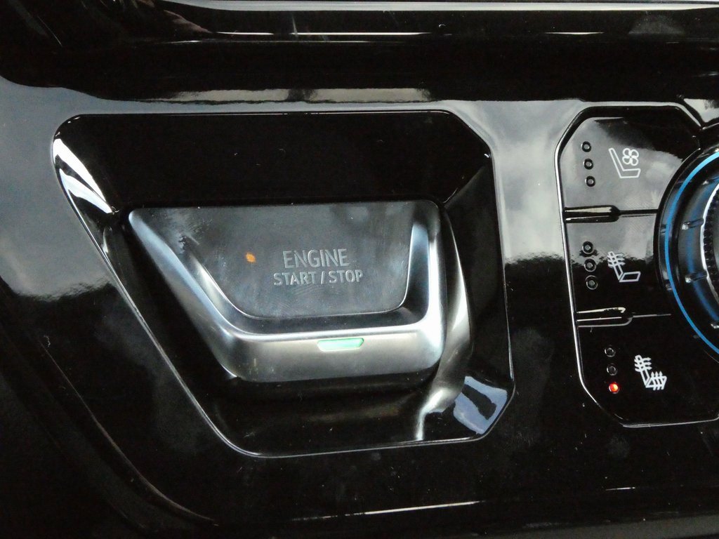 New 2026 GMC Sierra 2500 AT4 w/ AT4 Premium Plus Package image 10