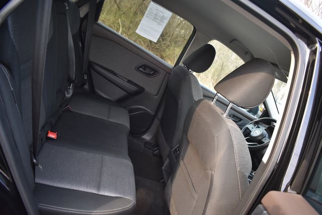 Used 2021 Nissan Rogue S image 13