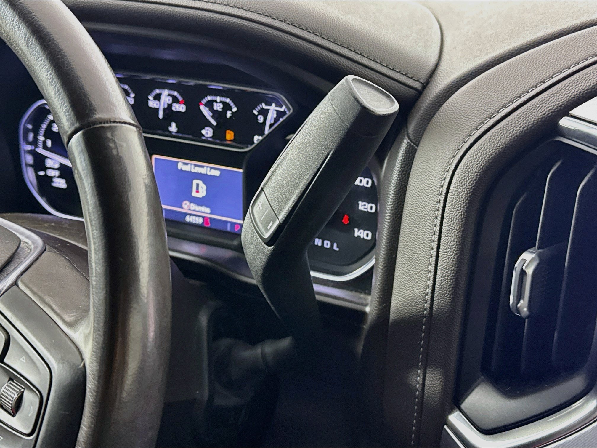 Used 2020 GMC Sierra 1500 SLT w/ SLT Premium Plus Package RWD image 17