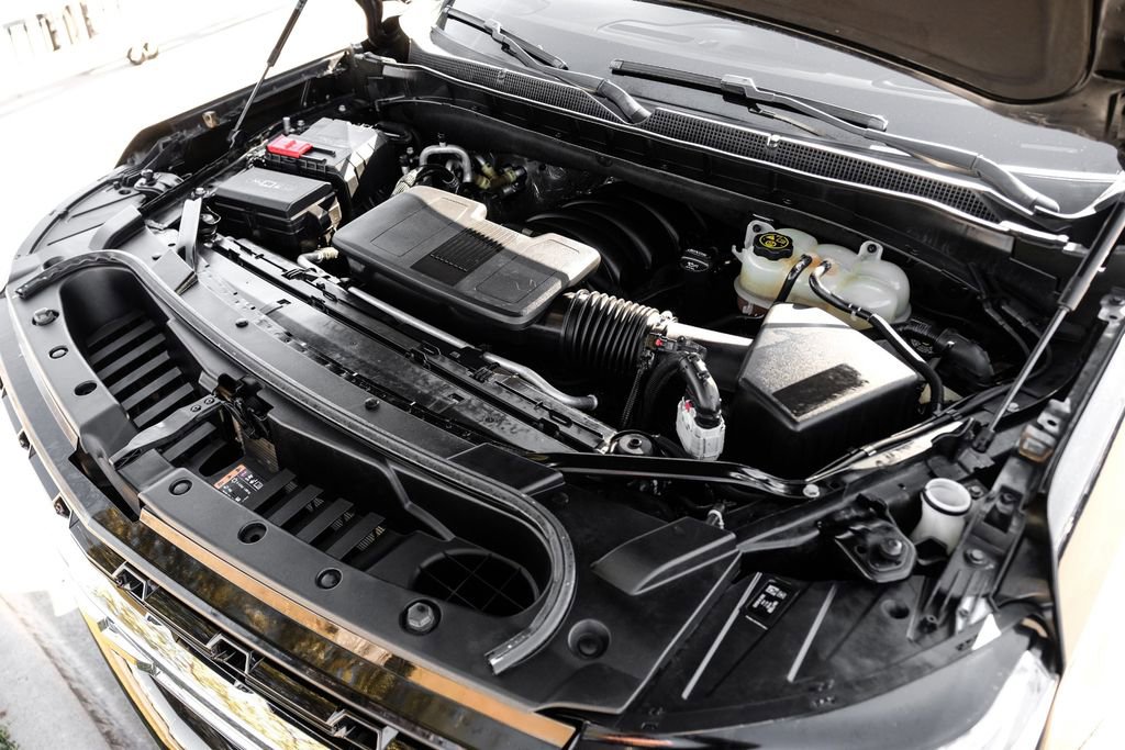 Used 2023 Chevrolet Suburban LS image 50