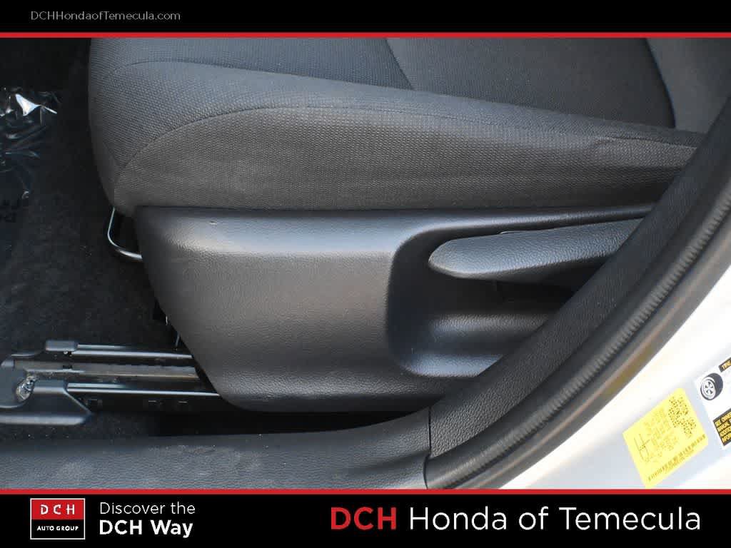 Used 2021 Toyota Corolla LE FWD image 17