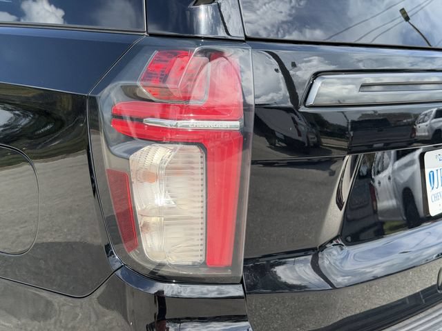 Used 2021 Chevrolet Tahoe RST w/ Luxury Package AWD/4WD image 14
