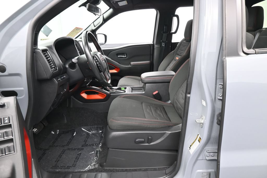 Used 2024 Nissan Frontier PRO-4X w/ Off-Road Protection Package AWD/4WD image 11