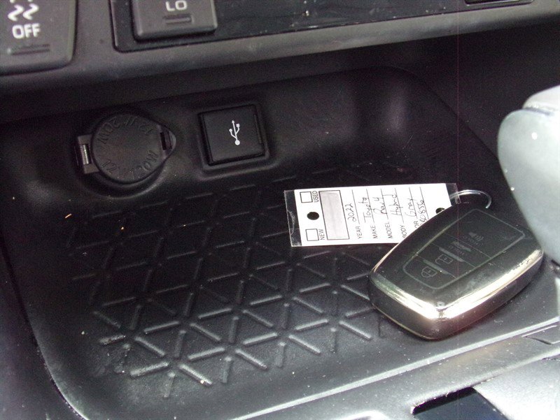 Used 2022 Toyota RAV4 SE image 42