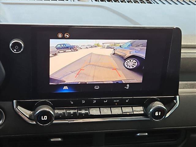 Used 2025 Chevrolet Colorado Trail Boss AWD/4WD image 13