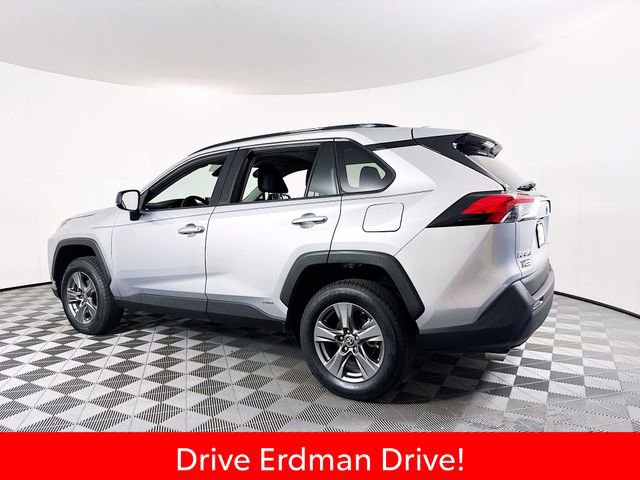 Certified 2024 Toyota RAV4 LE AWD/4WD image 20