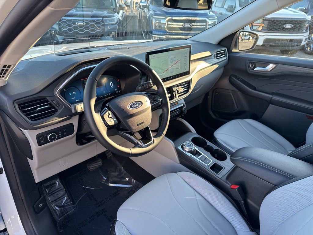 New 2025 Ford Escape SE w/ PHEV Premium Package image 12