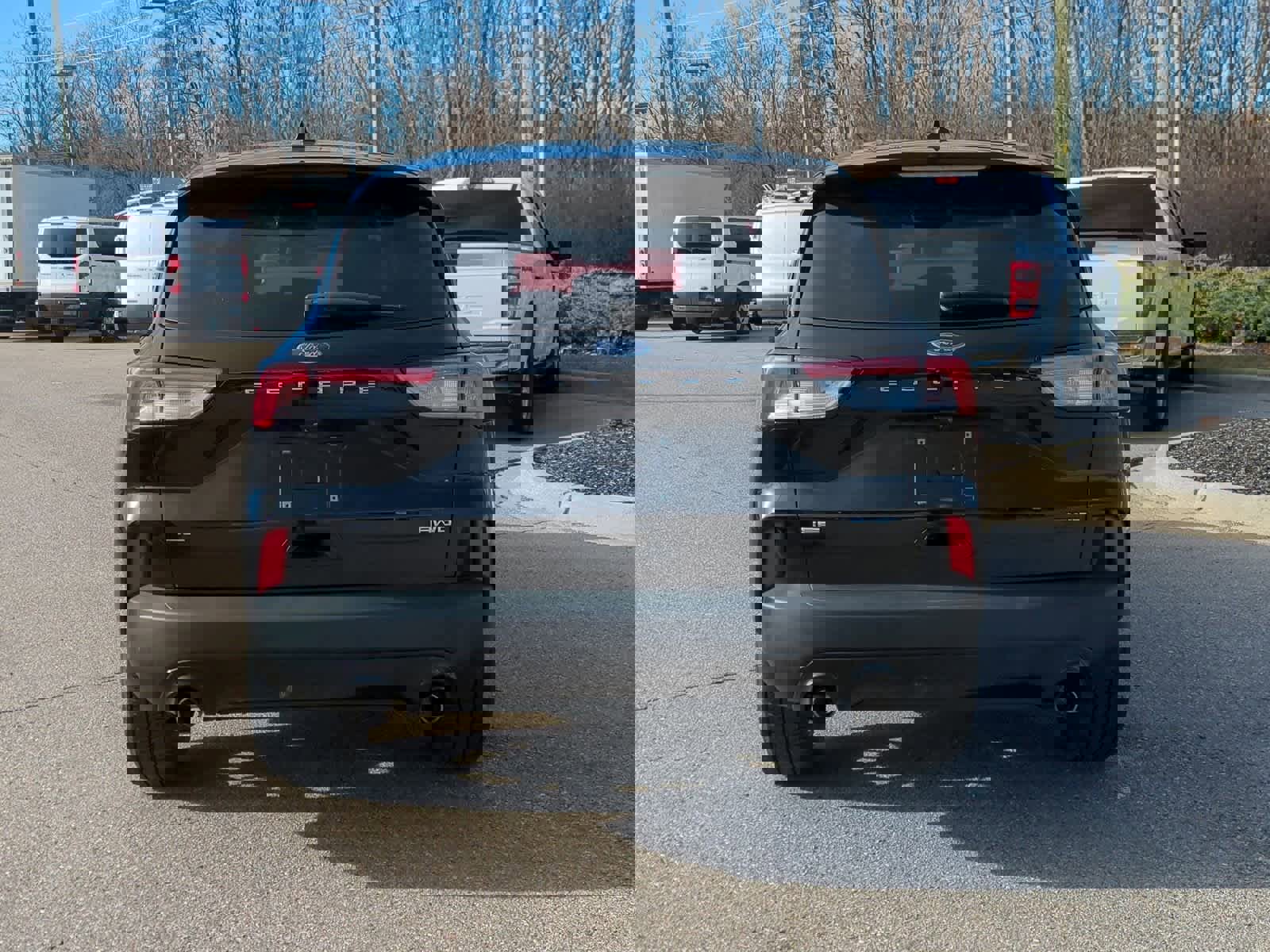 Used 2021 Ford Escape SE w/ SE Sport Appearance Package image 7