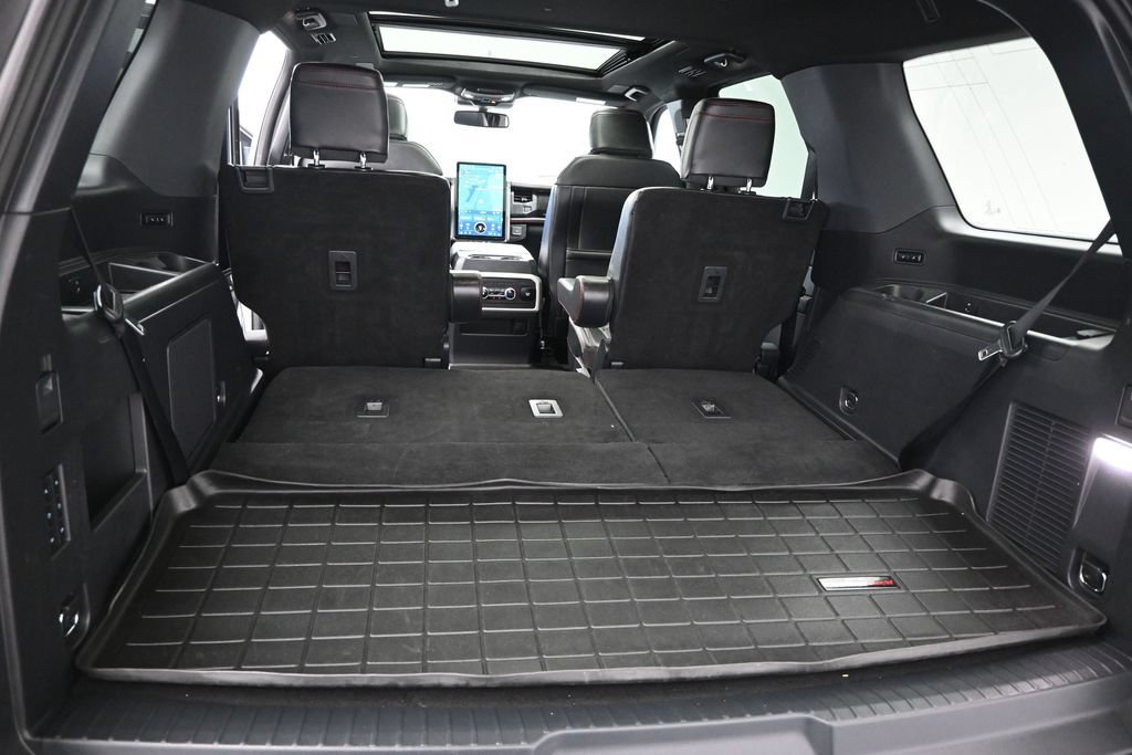 Used 2023 Ford Expedition Limited AWD/4WD image 9