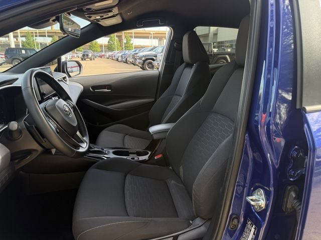 Used 2025 Toyota Corolla SE FWD image 27
