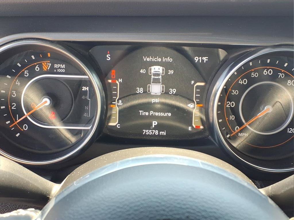 Certified 2022 Jeep Gladiator Overland AWD/4WD image 15