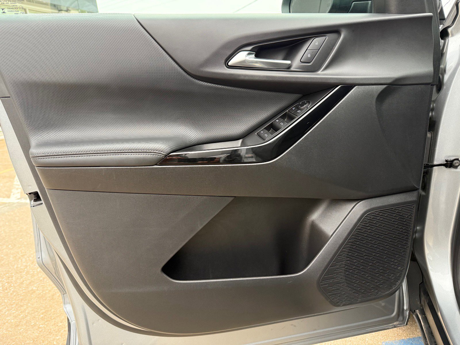 Certified 2025 Chevrolet Equinox LT image 7