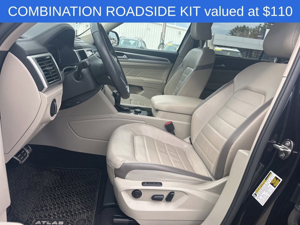 Used 2023 Volkswagen Atlas SEL Premium AWD/4WD image 15