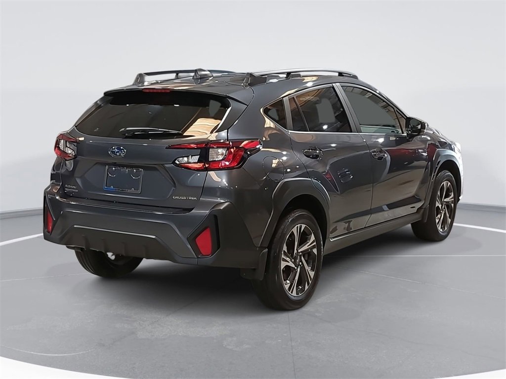 Used 2024 Subaru Crosstrek 2.0i Premium image 5