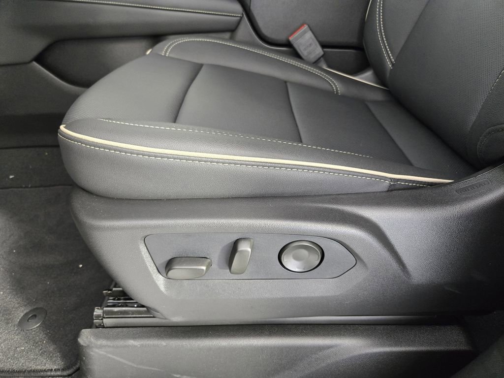 New 2026 Chevrolet Tahoe Premier w/ Sun And Tow Package image 27