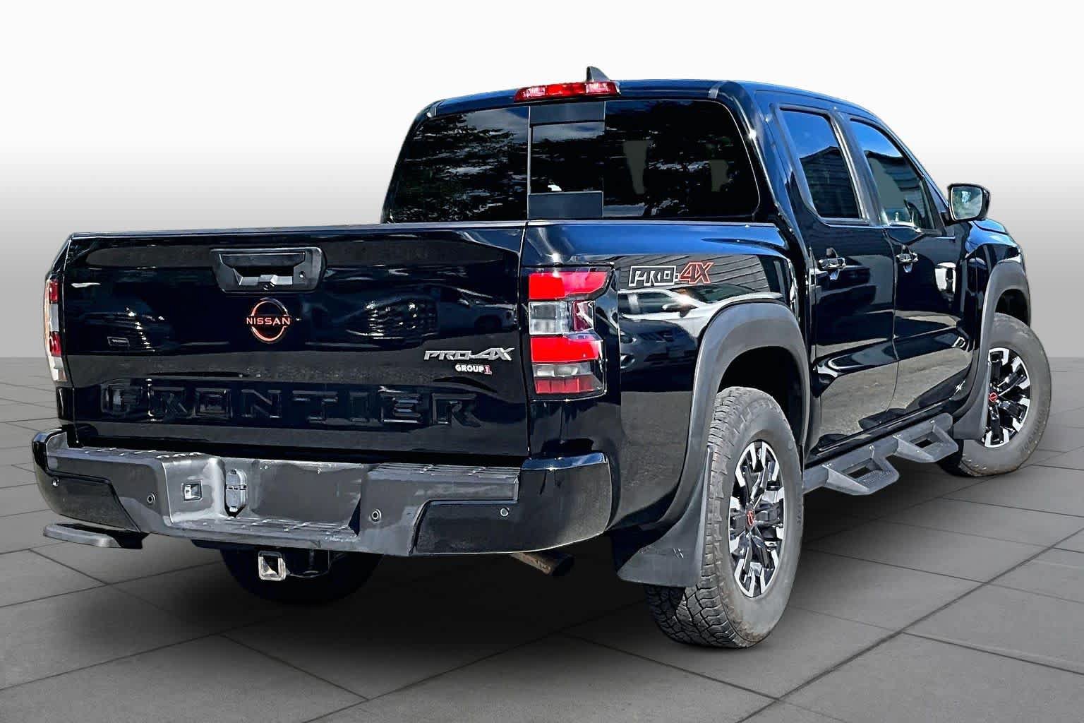Used 2023 Nissan Frontier PRO-4X w/ Pro Convenience Package AWD/4WD image 13