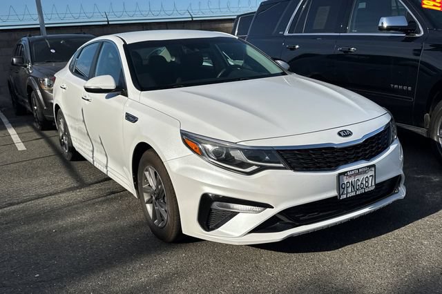Used 2020 Kia Optima LX FWD image 2