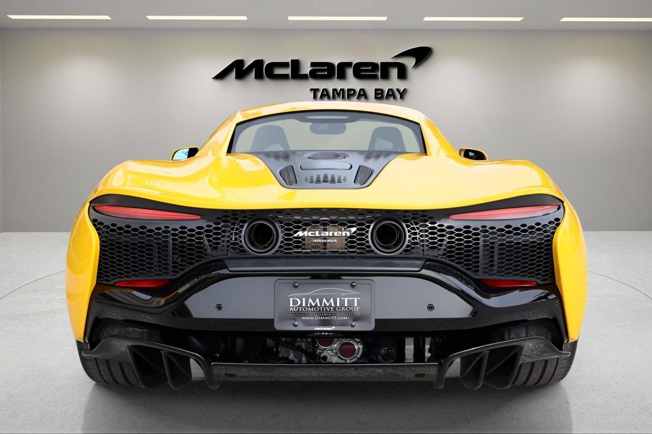 New 2026 McLaren Artura RWD image 4