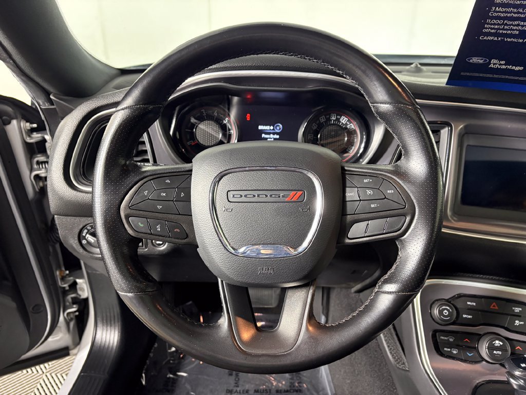 Used 2020 Dodge Challenger SXT w/ Blacktop Package RWD image 15