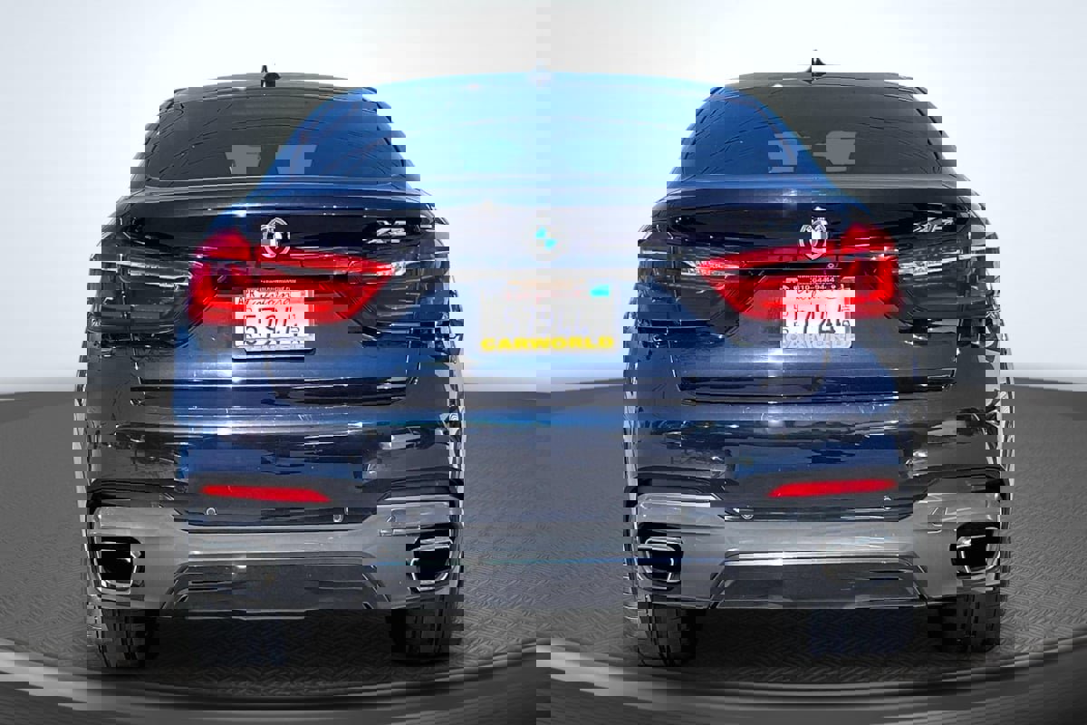 Used 2019 BMW X6 xDrive50i w/ M Sport Package image 4