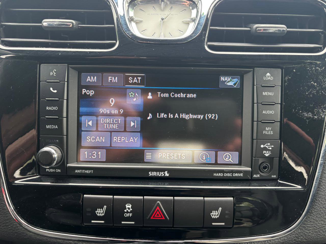 Used 2014 Chrysler 200 Limited w/ Sun/Sound Group FWD image 13