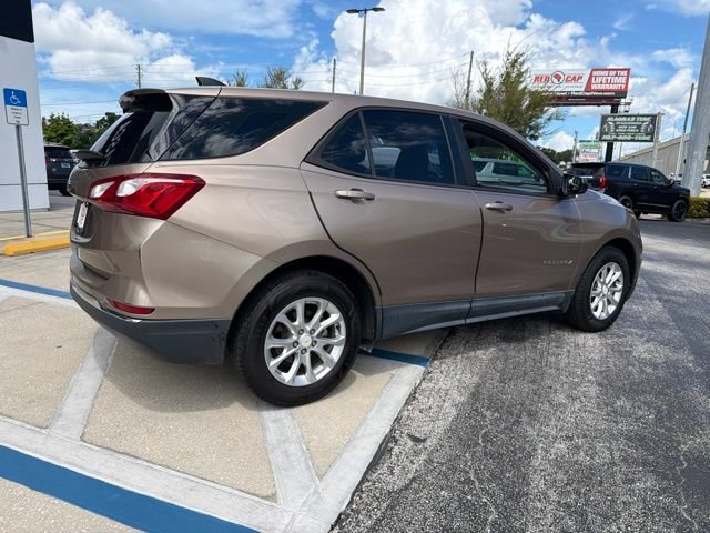 Used 2018 Chevrolet Equinox LS FWD image 8