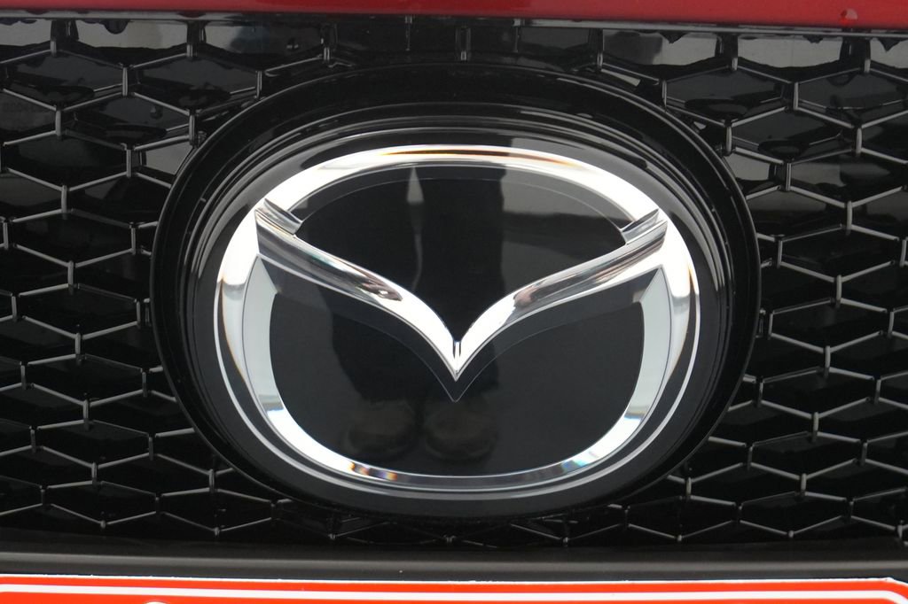 New 2026 MAZDA MAZDA3 2.5 S Hatchback w/ Premium Pkg FWD image 11