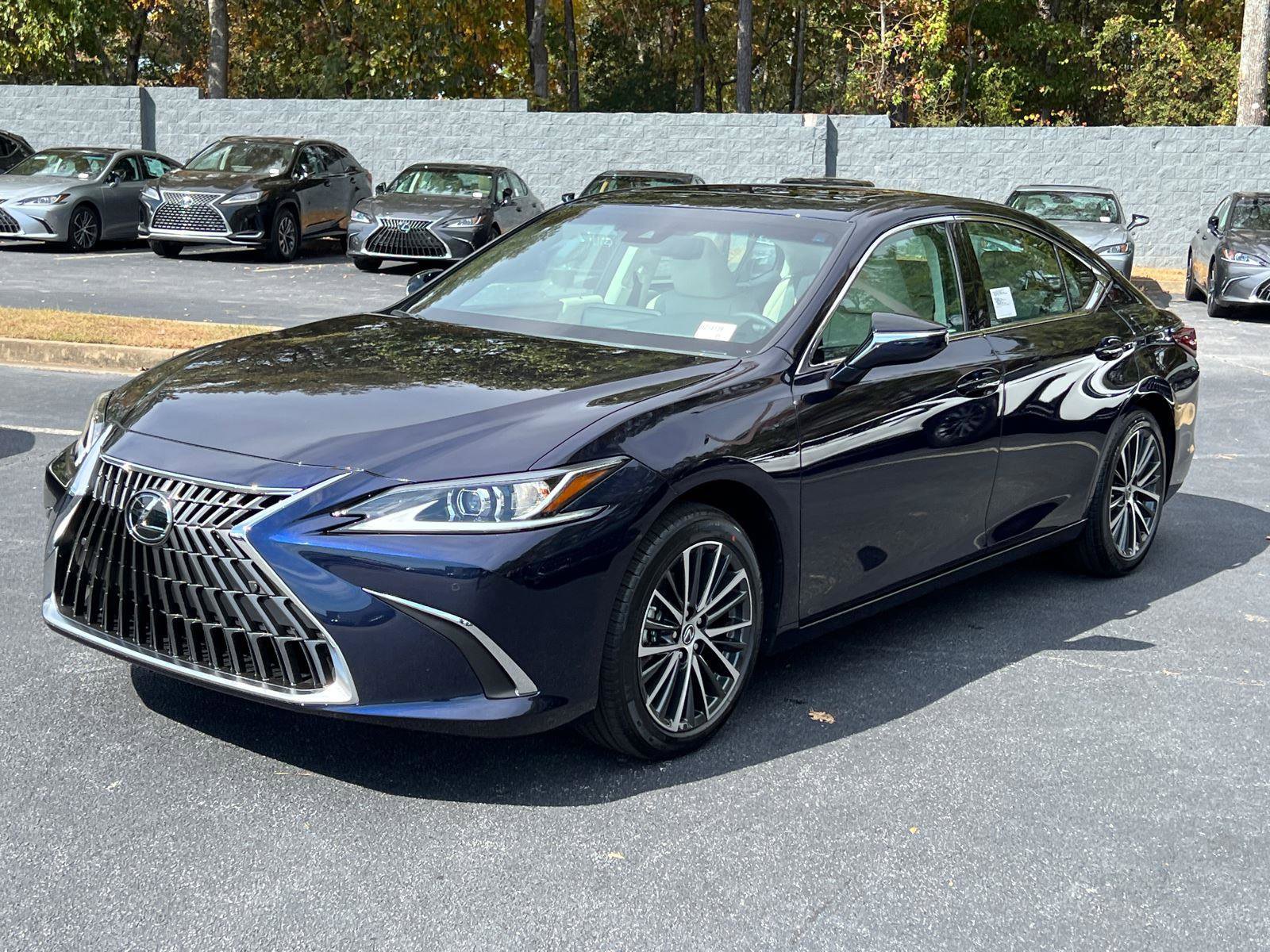 New 2025 Lexus ES 350 w/ Premium Package image 2