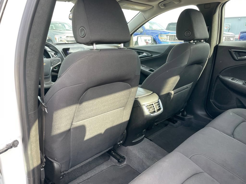 Used 2024 Chevrolet Malibu LT FWD image 40