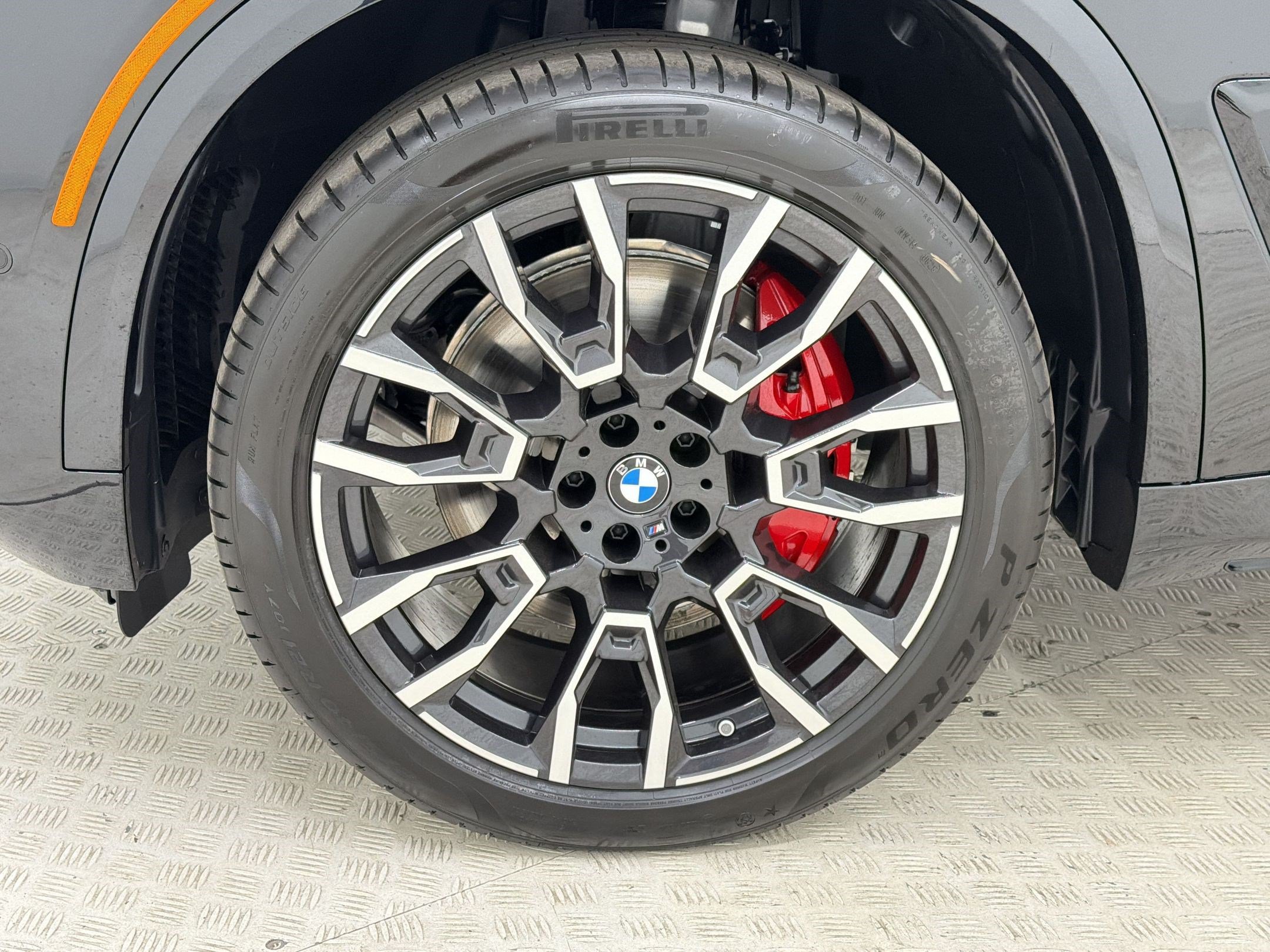 New 2026 BMW X5 xDrive40i w/ M Sport Package AWD/4WD image 11