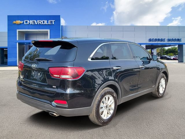 Used 2020 Kia Sorento LX AWD/4WD image 4