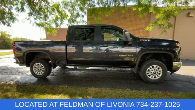 Used 2024 Chevrolet Silverado 2500 LT w/ Convenience Package AWD/4WD image 9