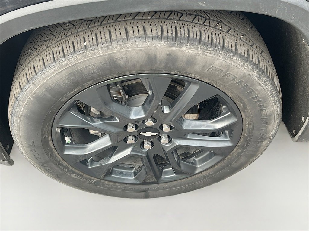 Used 2021 Chevrolet Traverse RS image 34