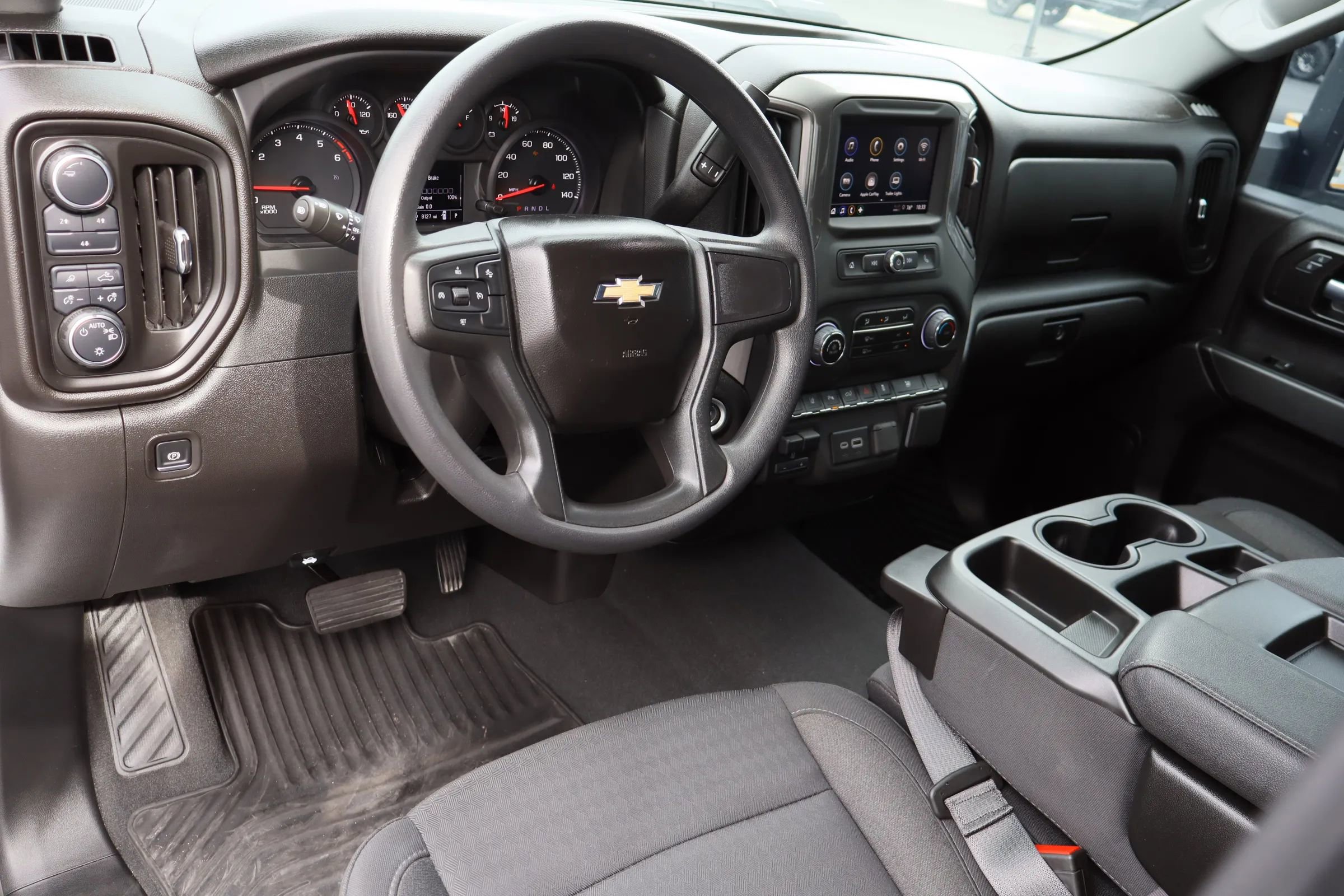 Used 2025 Chevrolet Silverado 2500 Custom w/ Custom Value Package image 10