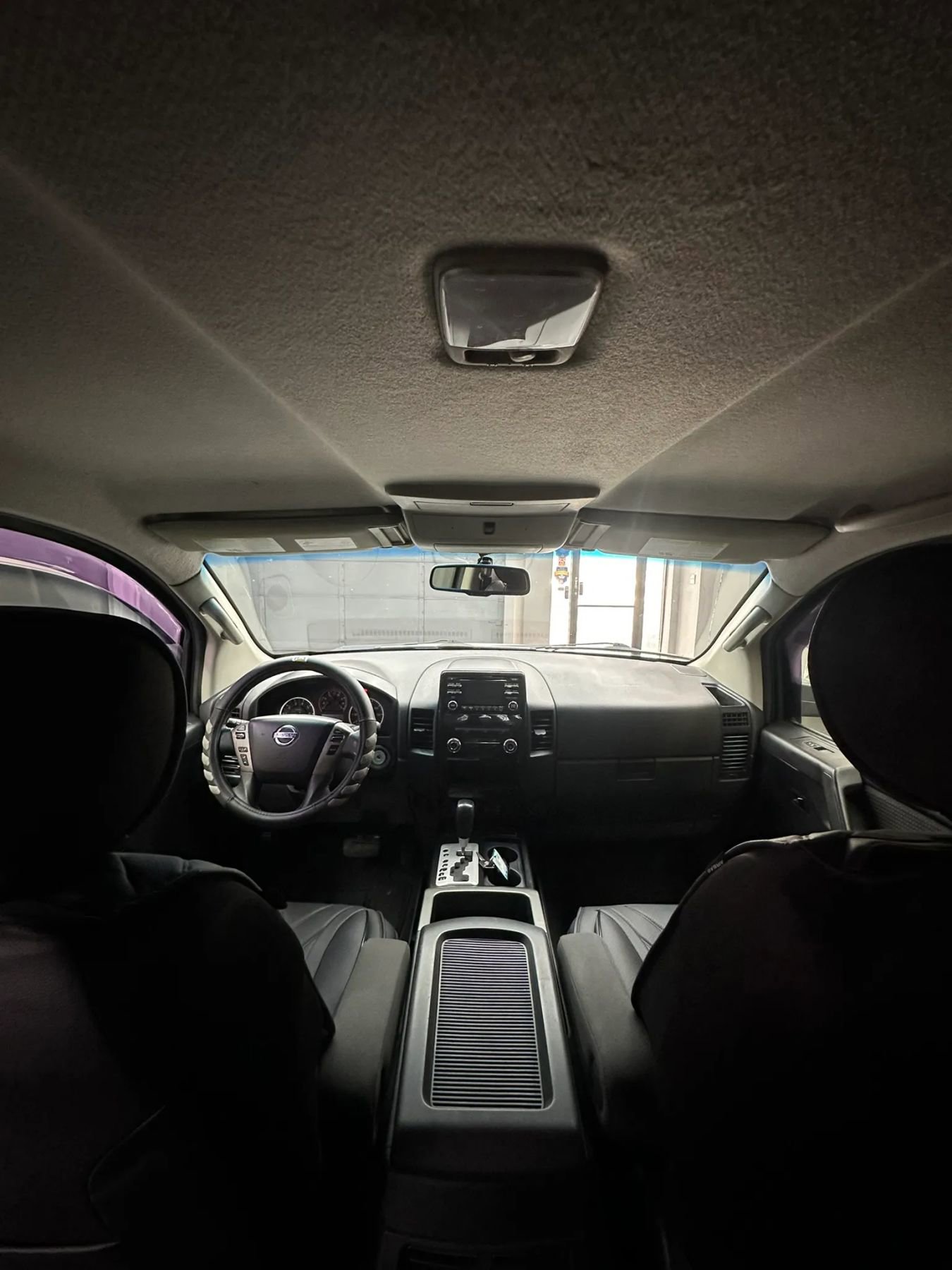 Used 2013 Nissan Titan SV w/ SV Value Truck Pkg image 24