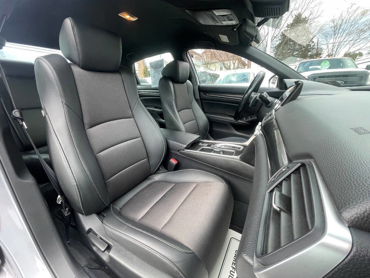 Used 2022 Honda Accord Sport image 34