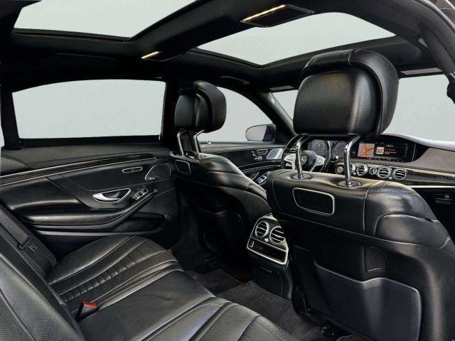 Used 2019 Mercedes-Benz S 560 4MATIC Sedan image 44