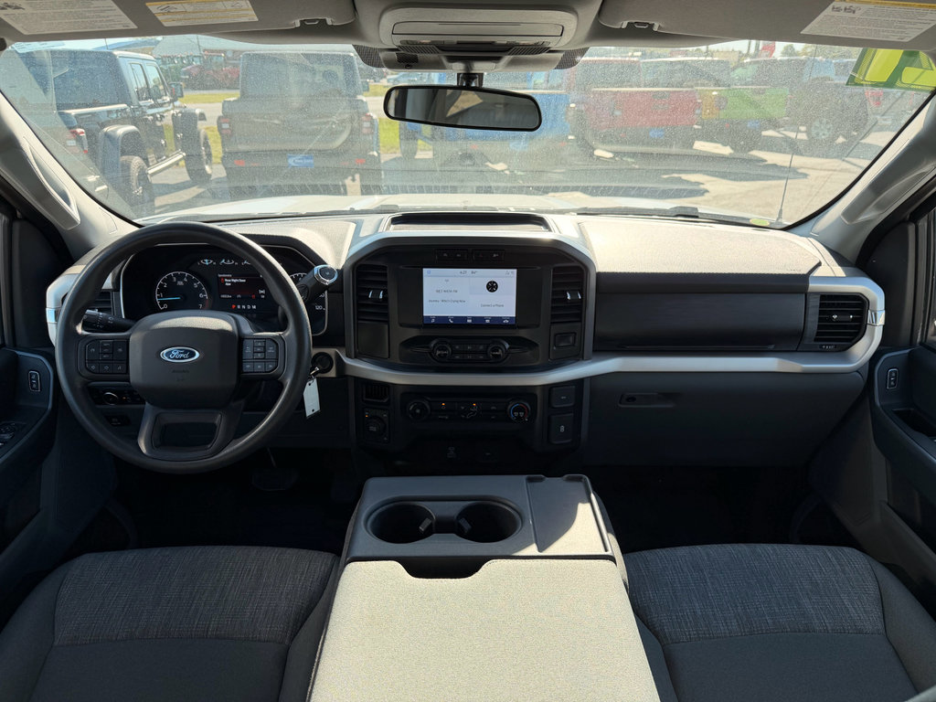 Used 2021 Ford F150 XLT image 19