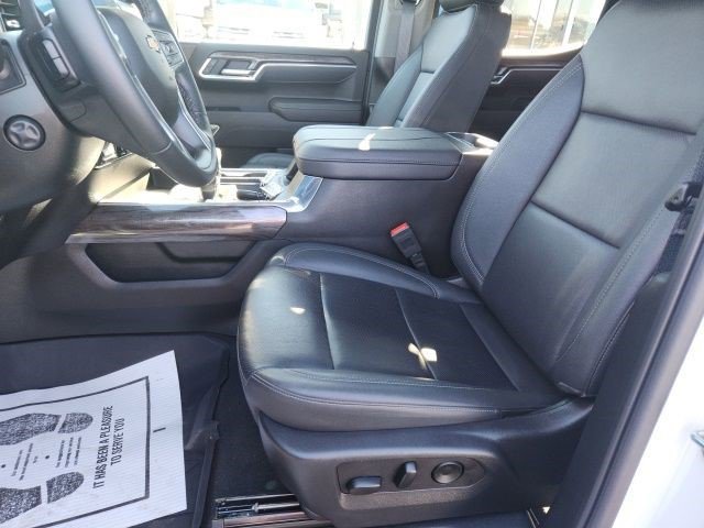 Certified 2025 Chevrolet Silverado 1500 LTZ w/ Max Trailering Package AWD/4WD image 7