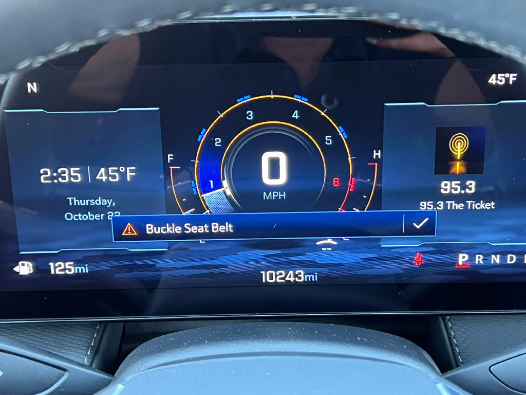 Used 2025 Chevrolet Equinox LT w/ Convenience Package II FWD image 17