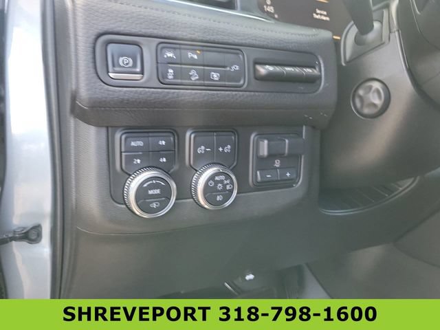 Used 2022 GMC Yukon Denali w/ Denali Ultimate Package AWD/4WD image 18