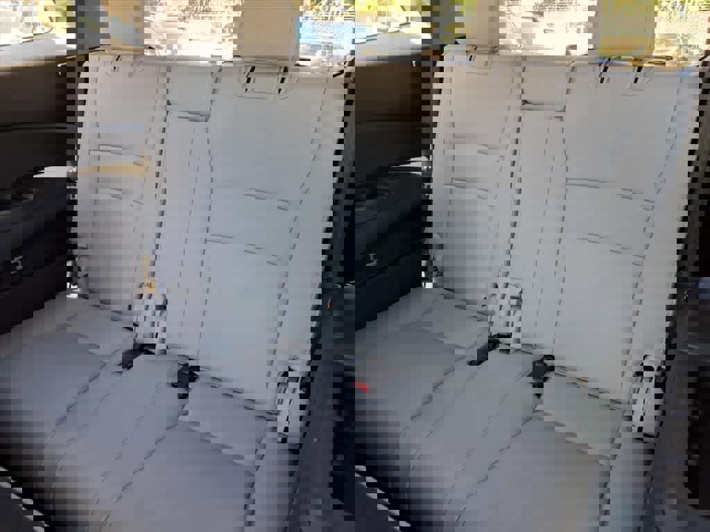 Used 2017 Honda Pilot Touring image 8