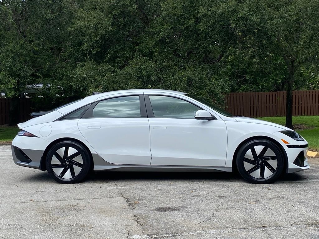 Used 2023 Hyundai Ioniq 6 SE RWD image 8