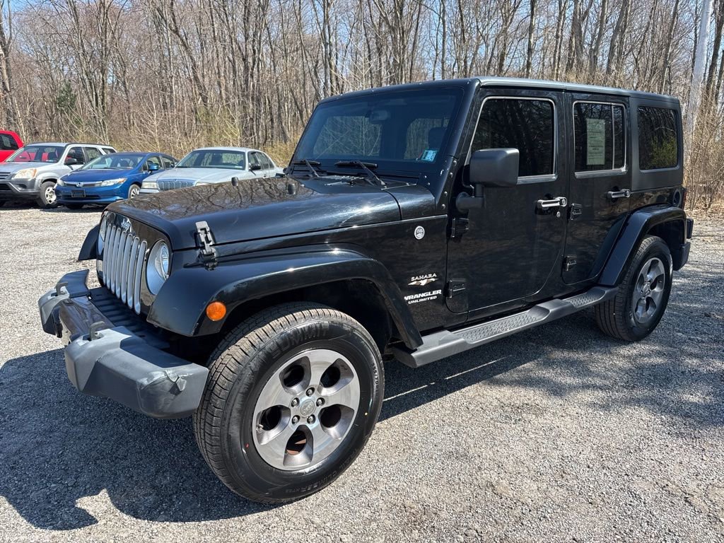 Used 2017 Jeep Wrangler Unlimited Sahara w/ Dual Top Group image 4