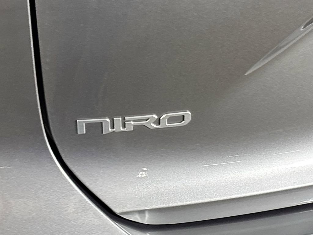 Certified 2024 Kia Niro LX FWD image 24