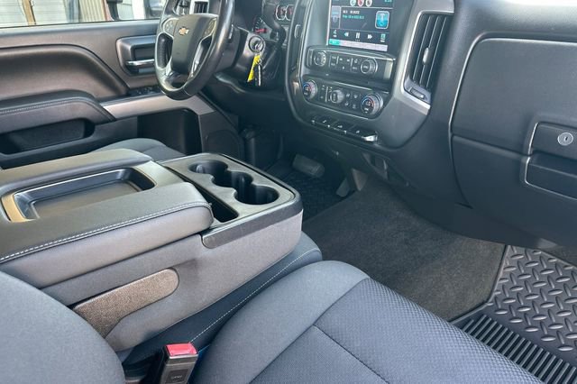 Used 2016 Chevrolet Silverado 2500 LT w/ LT Convenience Package image 18